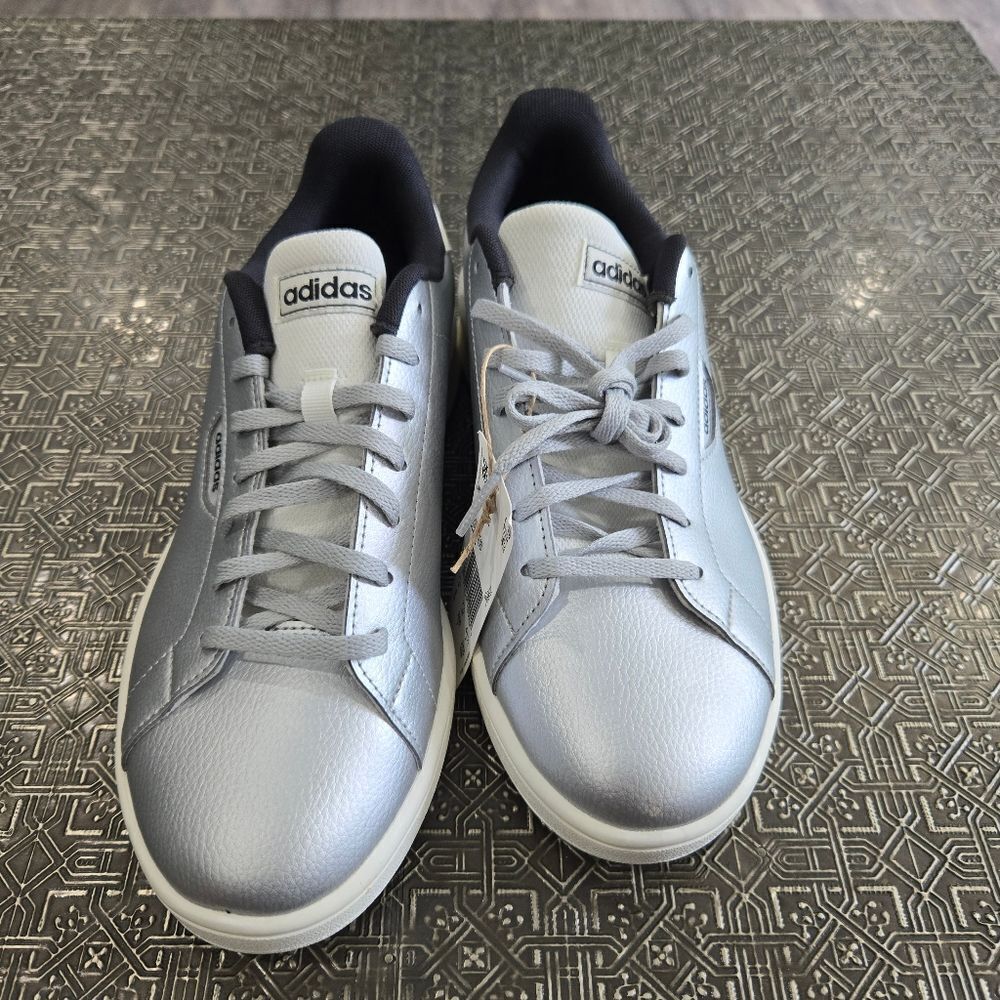 🐢 Adidas Urban Court Tennis Silver Sneakers Women Size 9 NEW - Picture 6 of 14